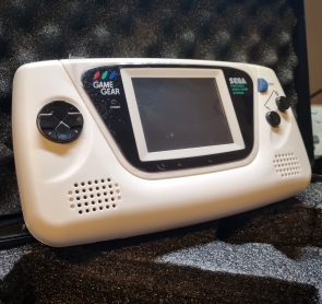 Modded Sega Game Gear - IPS Display, New Case, USB C